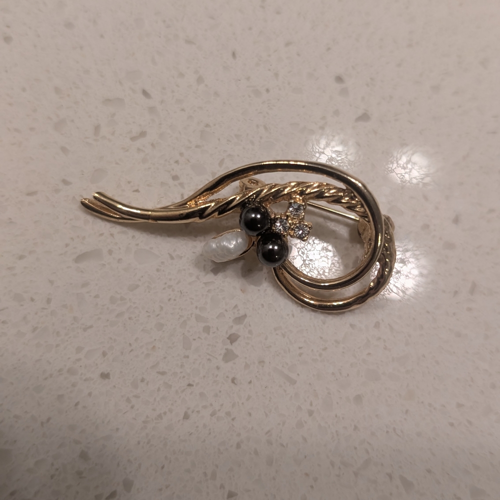 Vintage Gold and Black Brooch